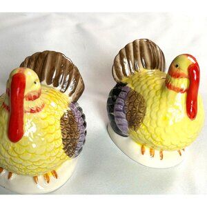Ceramic Turkey Salt & Pepper Shakers Vintage Holiday Thanksgiving Autumn Festive